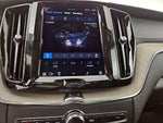 2022 XC60 Thumbnail 17