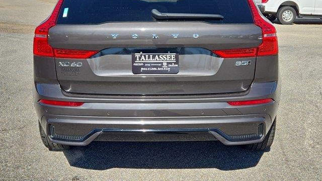 2023 Volvo XC60 B5 Plus Dark Theme