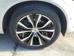 2023 XC60 Thumbnail 14