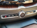 2023 XC60 Thumbnail 29
