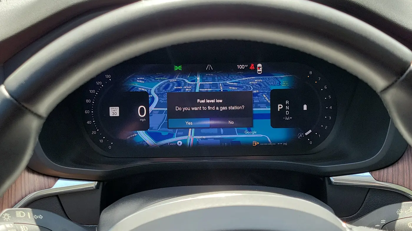 2024 Volvo XC60 B5 Plus Dark Theme