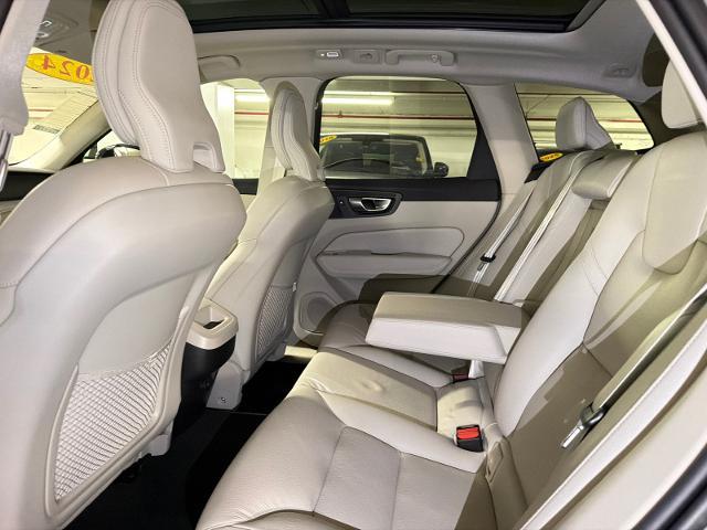 2024 Volvo XC60 - $35,500