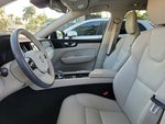 2024 XC60 Thumbnail 10