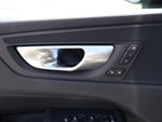 2024 XC60 Thumbnail 16