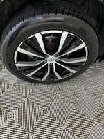 2024 XC60 Thumbnail 4