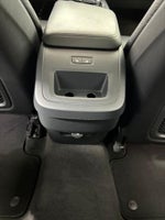 2024 XC60 Thumbnail 16