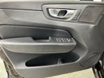 2024 XC60 Thumbnail 10