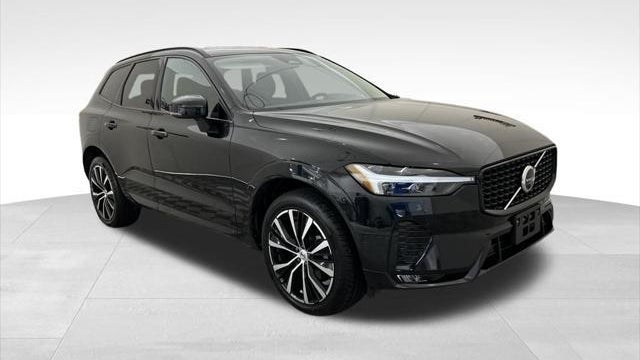 2024 Volvo XC60 B5 Plus Dark Theme