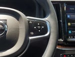 2023 XC60 Thumbnail 28