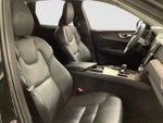 2024 XC60 Thumbnail 17