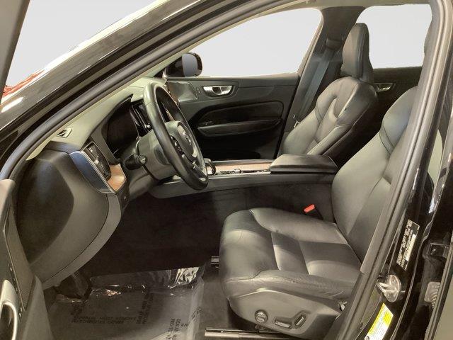2024 Volvo XC60 - $26,995