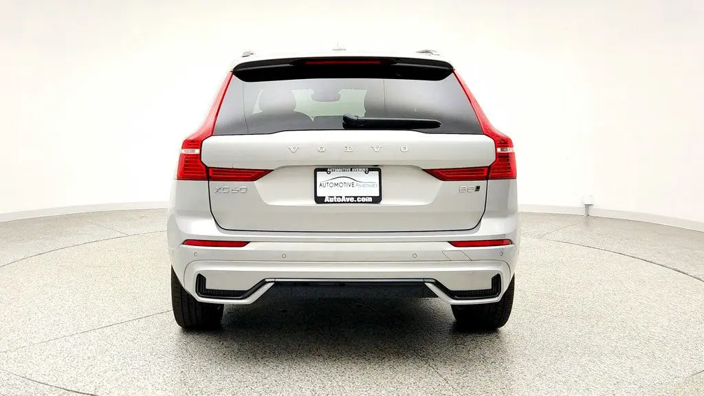 2024 Volvo XC60 - $29,295