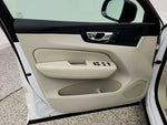 2024 XC60 Thumbnail 11