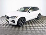 2022 XC60 Thumbnail 3