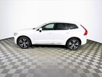 2022 XC60 Thumbnail 4