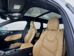 2022 XC60 Thumbnail 14