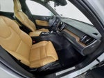 2022 XC60 Thumbnail 28