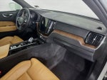 2022 XC60 Thumbnail 29