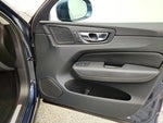 2022 XC60 Thumbnail 25