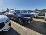2022 XC60 Thumbnail 3