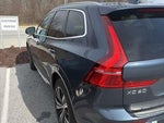2022 XC60 Thumbnail 2
