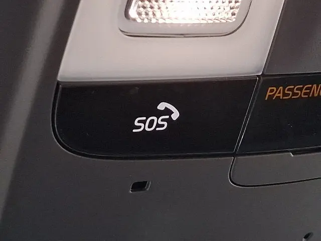 2022 Volvo XC60 - $28,988