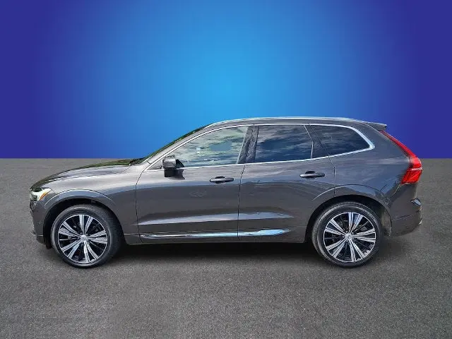2022 Volvo XC60 - $28,988