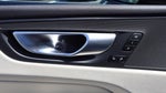 2024 XC60 Thumbnail 14