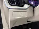 2024 XC60 Thumbnail 13