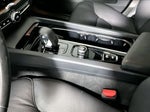 2024 XC60 Thumbnail 17