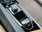 2022 XC60 Thumbnail 38