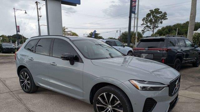 2024 Volvo XC60 B5 Plus Dark Theme
