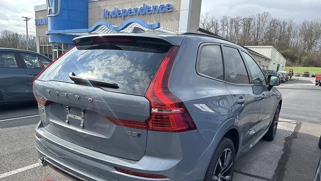 2024 Volvo XC60 B5 Plus Dark Theme
