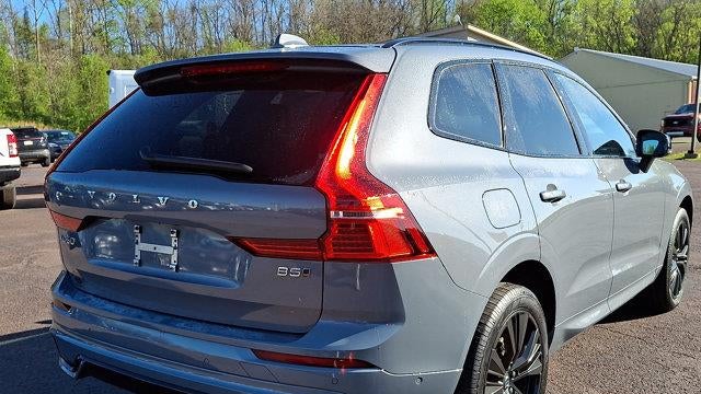 2024 Volvo XC60 B5 Plus Dark Theme