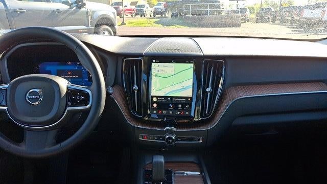 2024 Volvo XC60 B5 Plus Dark Theme