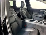 2024 XC60 Thumbnail 7