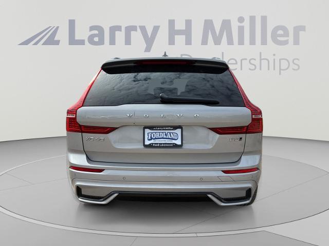 2022 Volvo XC60 - $30,101