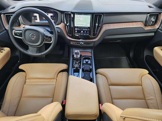 2024 Volvo XC60 - $42,750