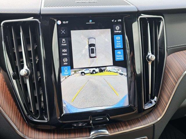 2024 Volvo XC60 - $42,750