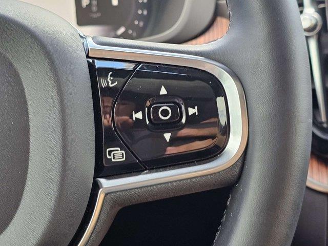 2024 Volvo XC60 - $42,750