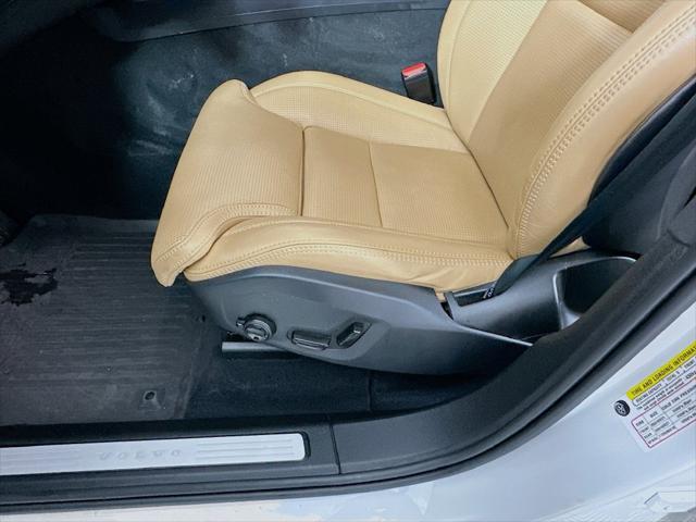 2024 Volvo XC60 - $35,172