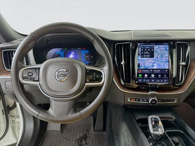 2024 Volvo XC60 - $35,172