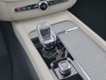 2024 XC60 Thumbnail 25