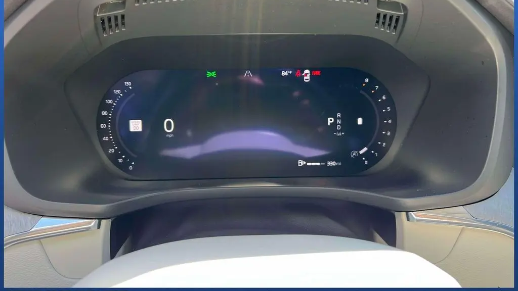 2024 Volvo XC60 B5 Ultimate Dark Theme