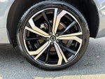 2024 XC60 Thumbnail 8