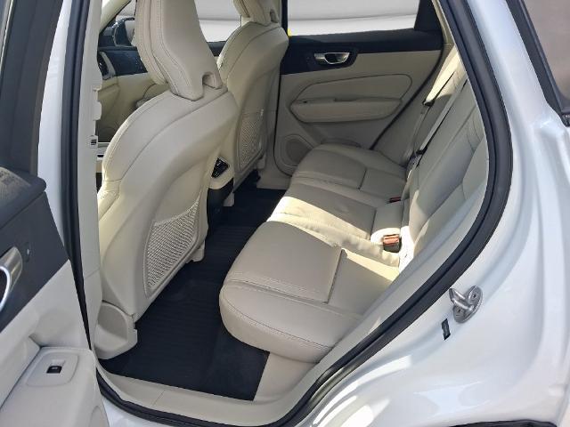 2024 Volvo XC60 - $36,383