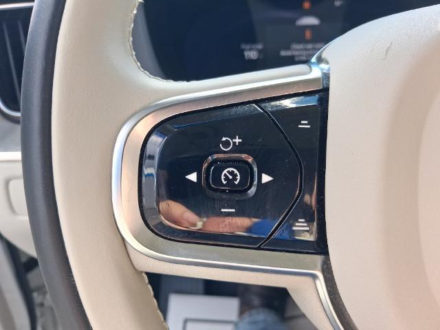 2024 Volvo XC60 - $36,383