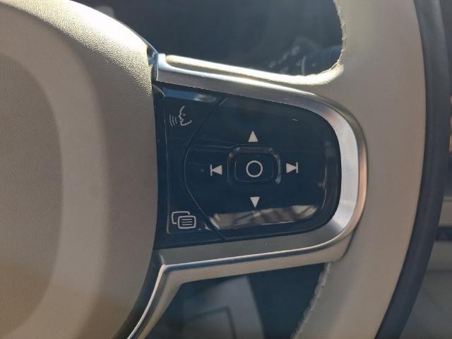 2024 Volvo XC60 - $36,383