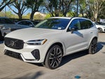 2024 XC60 Thumbnail 3