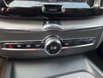2024 XC60 Thumbnail 10